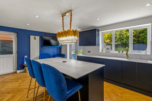 Kitchen- click for photo gallery